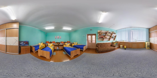 GRODNO BIELORRUSIA 22 DE ABRIL DE 2016 Panorama en el dormitorio interior de los niños en el jardín de infantes Panorama completo esférico de 360 por 180 grados en proyección equidistante equirectangular
