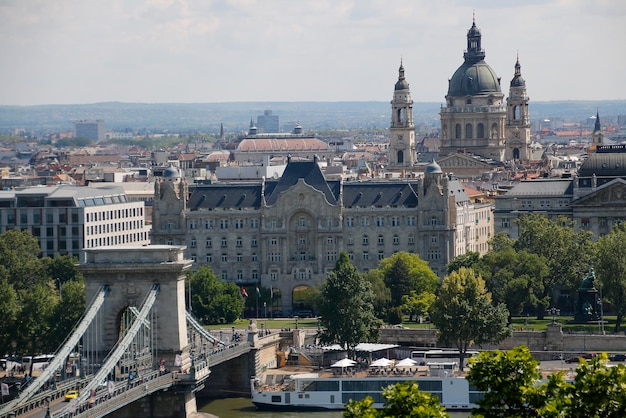 Große Kettenbrücke im schönen Budapest, Ungarn.