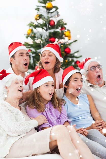 Großfamilie singt Weihnachtslieder