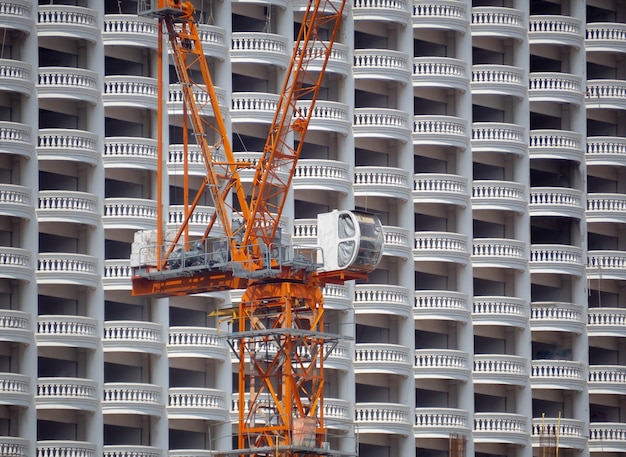 Grúa de construcción en la industria de la construcción