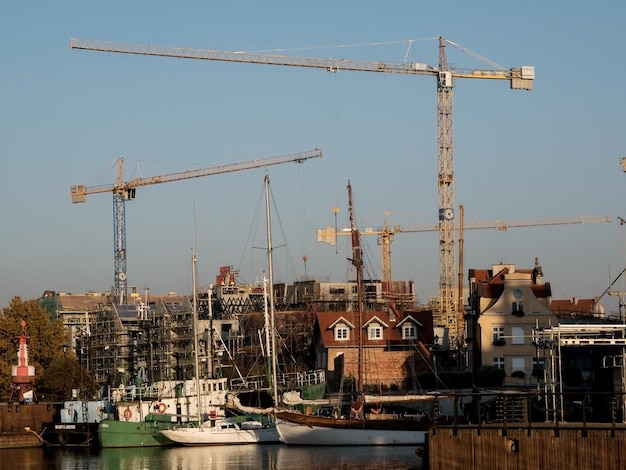 Grúas de construcción en Gdansk