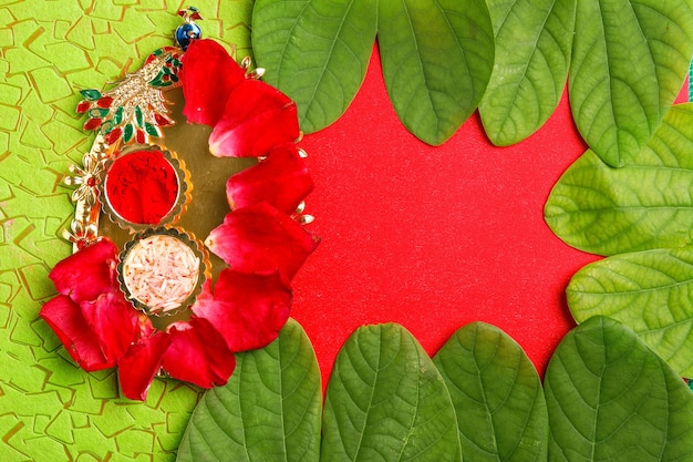 grüne Blatt- und Reiszusammensetzung für indisches Festival dussehrae