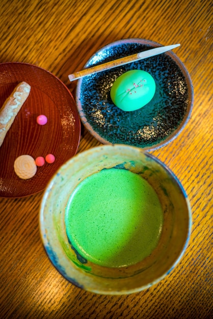 Grüner Tee im traditionellen Kyoto-Stil in einem japanischen Teehaus