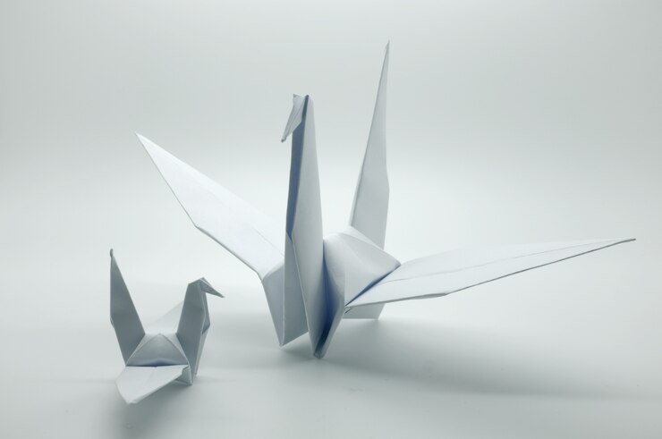 Foto grulla de origami blanco, pájaro, papel