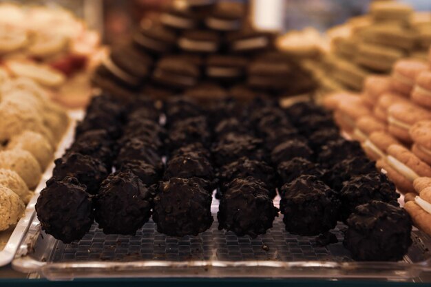 Grupo de biscoitos variados Chocolate com aveia e passas de chocolate branco