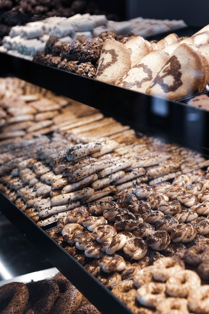 Grupo de biscoitos variados Chocolate com aveia e passas de chocolate branco