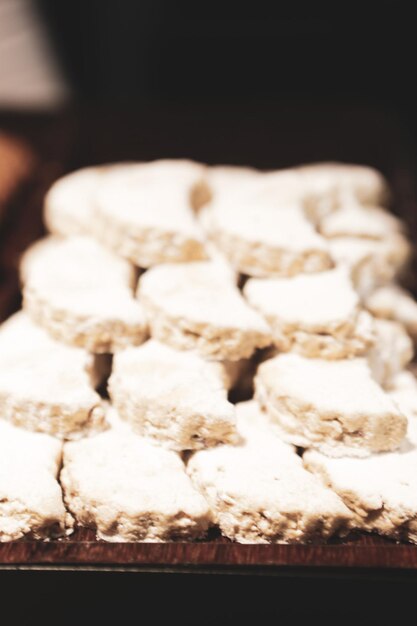 Grupo de biscoitos variados Chocolate com aveia e passas de chocolate branco