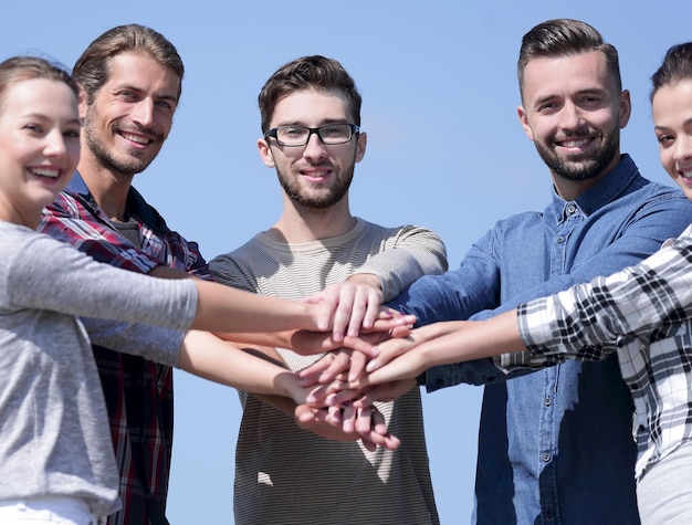 Grupo de jovens mostra sua unidade