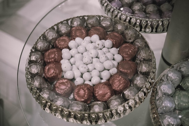 Gruppe sortierte Kekse. Chocolate Chip, Haferflocken, weiße Schokolade