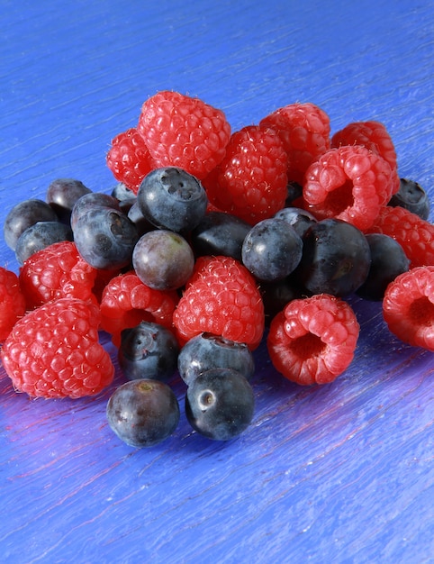 Gruppe von frischen Beeren