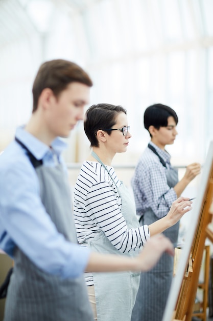 Gruppe von Kunststudenten