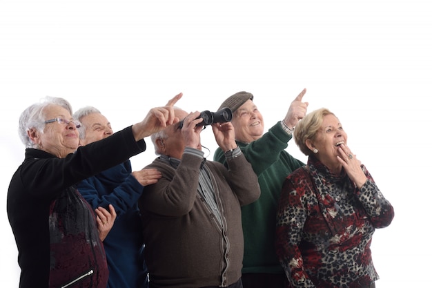 Gruppe von Ältesten und schauen überrascht