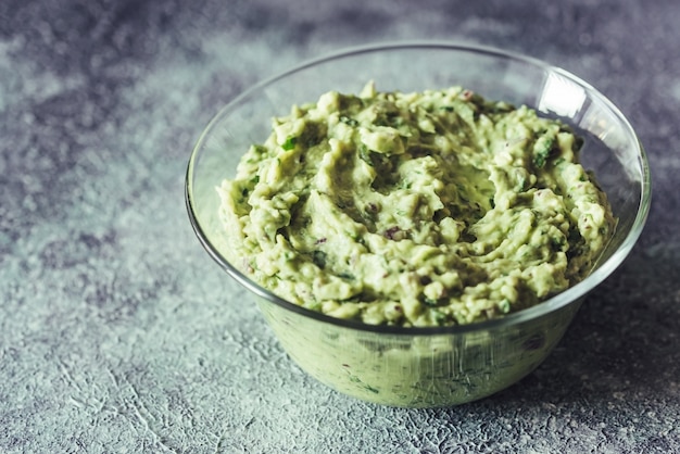 Guacamole in der Glasschüssel