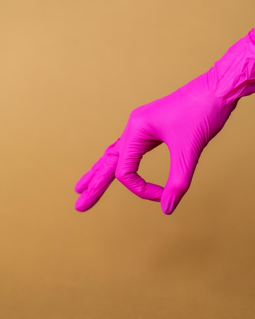 Guantes de nitrilo de diferentes colores para manicura médica y otras industrias