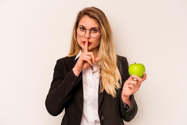 Guardar un secreto o pedir silencio