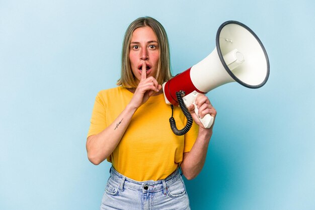 Guardar un secreto o pedir silencio