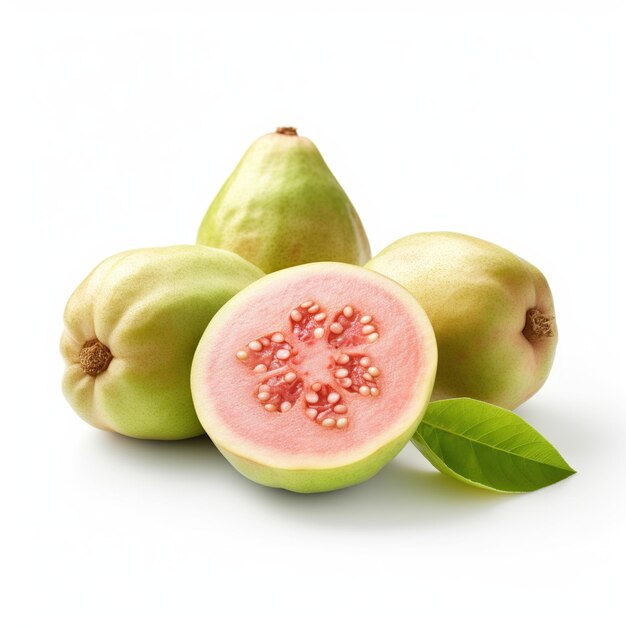 Guava-Früchte auf weißem Hintergrund