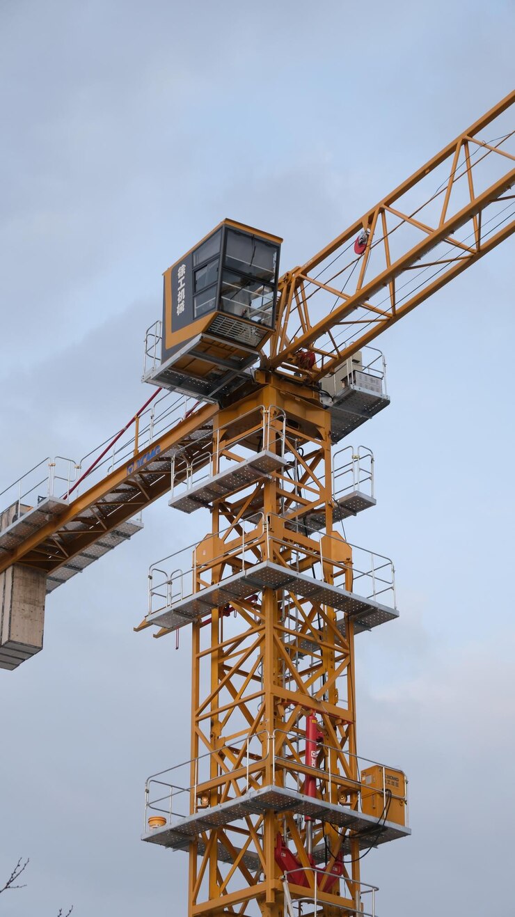 Foto guindaste no domínio da construção