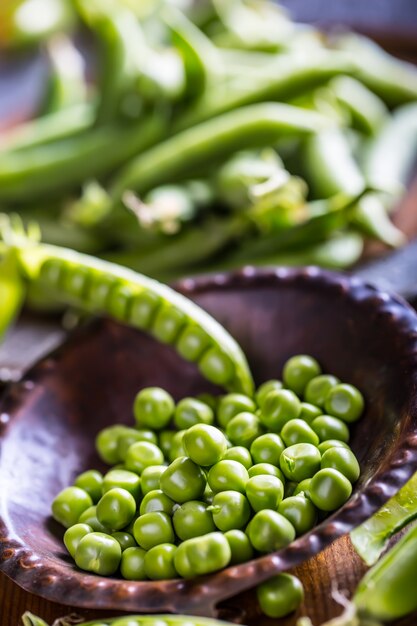 Guisantes. Guisantes verdes Guisantes frescos caseros