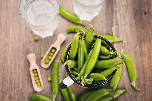 Guisantes verdes frescos