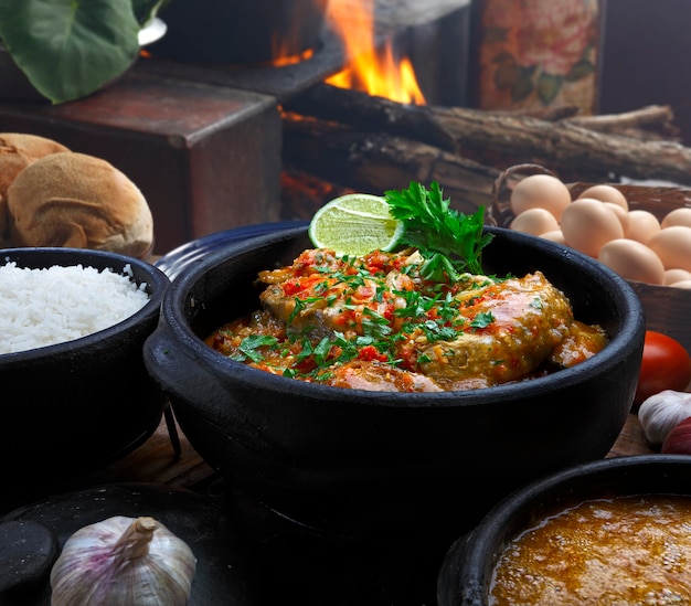 Guiso de pescado de mar, moqueca