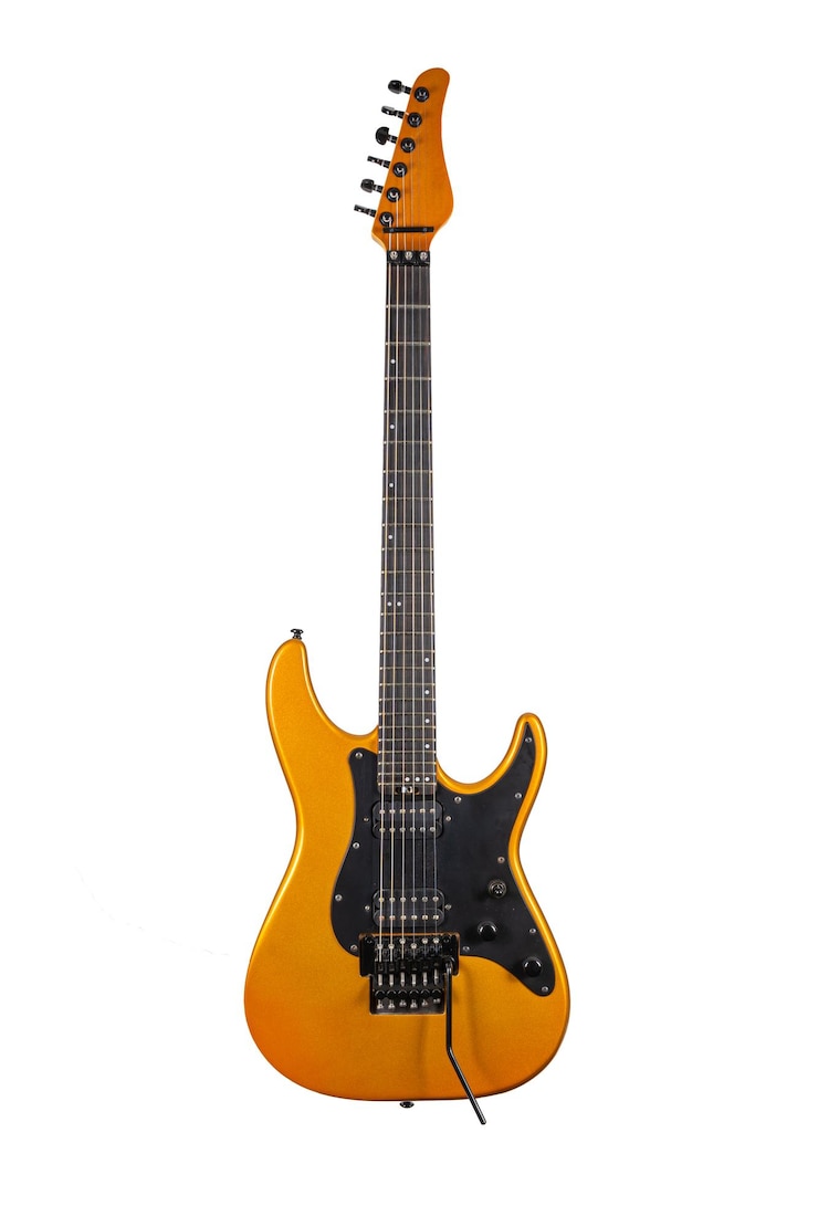 Foto guitarra eléctrica de madera aislada sobre fondo blanco.