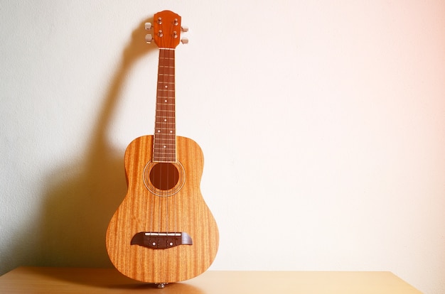 guitarra ukelele