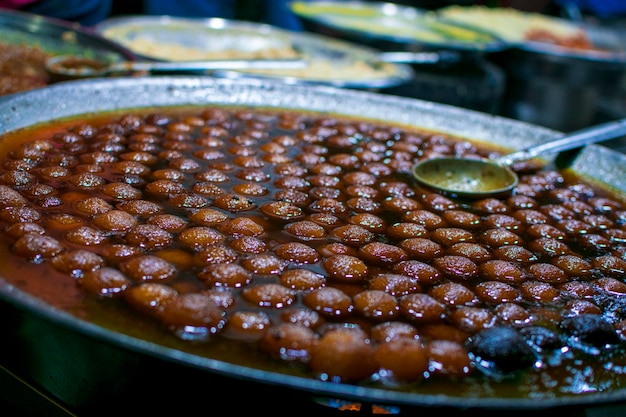 Gulab Jammun Bild mit selektivem Fokus