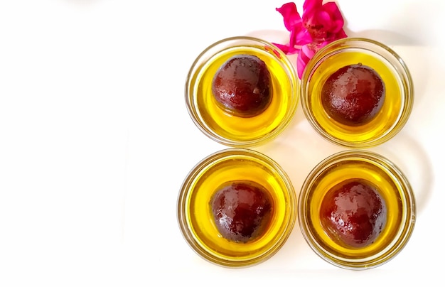 Gulab Jamuns indische Desserts