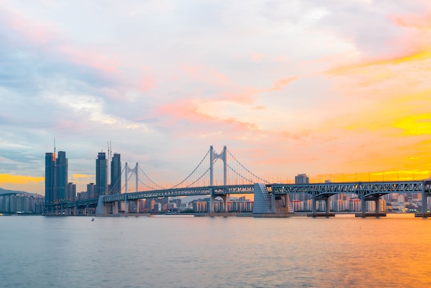 Gwangan Brücke in der Busan Stadt, Südkorea.