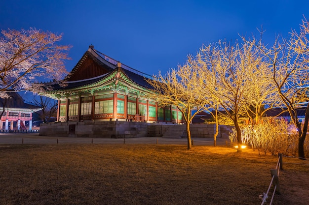 Gyeongbokgung Palast in der Nacht ist wunderschön Seoul Südkorea