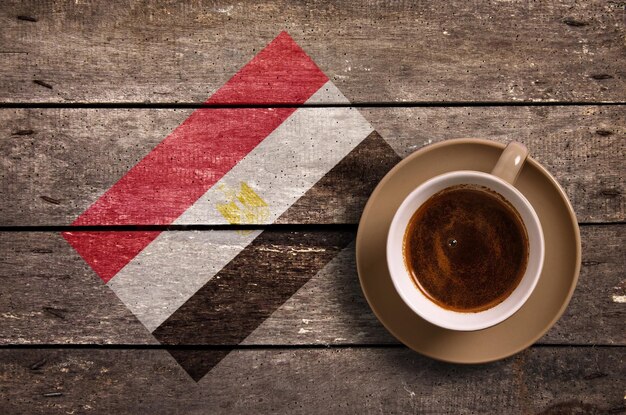 Ägyptische Flagge mit Kaffee