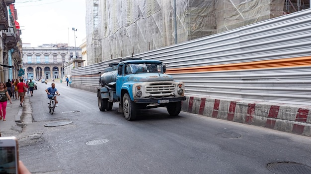 La Habana Cuba 02 de mayo de 2019 camión soviético ZiL 130 en la carretera