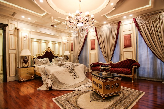 Foto habitación royal royal de lujo con cama