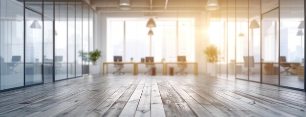 Foto habitación vacía con paredes de vidrio y suelo de madera