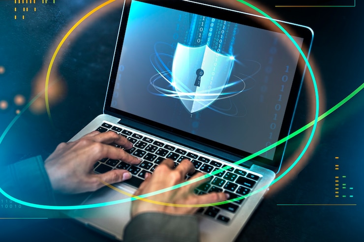 Foto hacker descifrando el código de seguridad en una computadora portátil