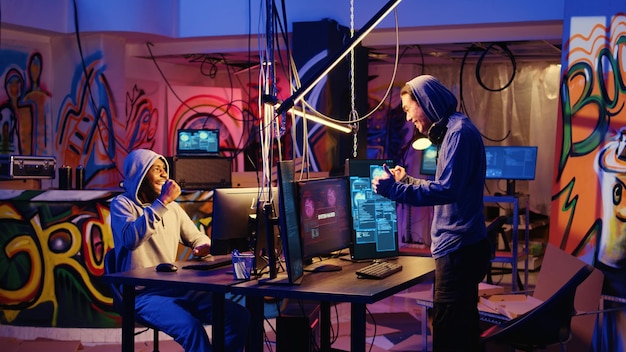 Los hackers celebran el éxito del phishing