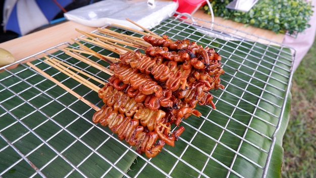 Hähnchendarm in Thailand Gegrilltes Hähnchenfilet