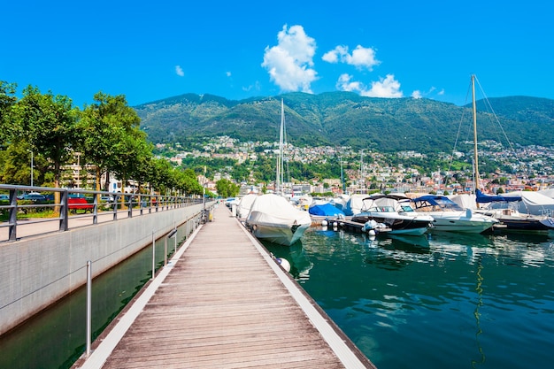 Hafen von Locarno mit Booten Schweiz