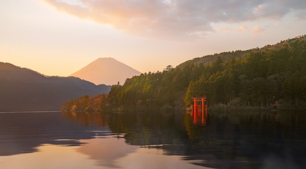 Hakone, das Teil des Fuji Hakone Izu Nationalparks ist