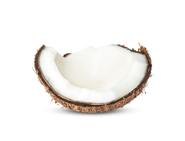 Halbe Kokosnuss isoliert auf weißem Hintergrund