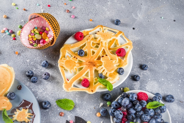 Halloween scherzt lustige Pfannkuchen