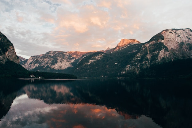 Hallstatt alpes