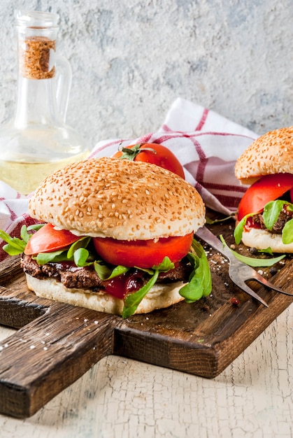 Hamburguesa casera de sándwich de carne de res barbacoa