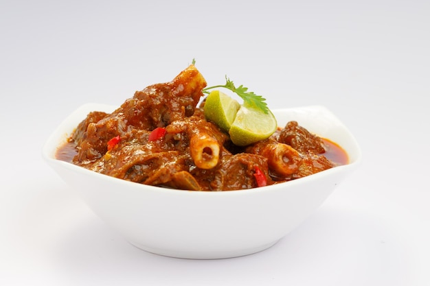 Hammel-Curry oder Lamm-Curry würzige indische Küche