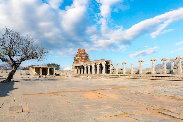 Hampi fue la capital del Imperio Vijayanagara en el siglo XIV.