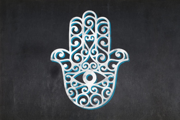 Hamsa-Symbol auf einer Tafel gezeichnet