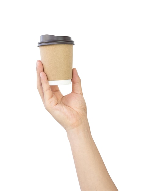 Hand, die eine Papiertasse Kaffeeisoltae auf weißem Hintergrundbeschneidungspfad hält