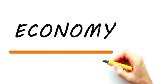 Handschrift ECONOMY mit Marker