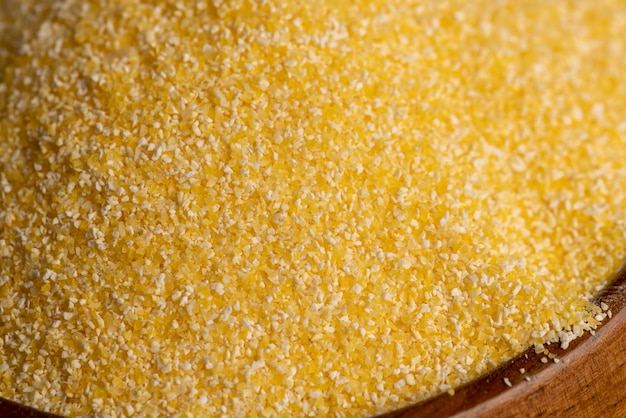 Harina de maíz seca dispersa para cocinar gachas de harina de maíz de alta calidad a partir de granos de maíz antes de cocinarlas